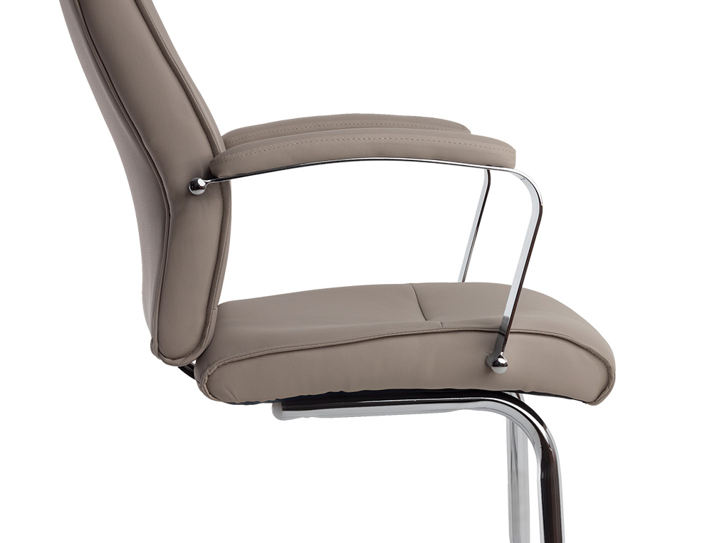 SIEGE VISITEUR Q-CONNECT MODENA SIMILI CUIR PIEDS METAL CHROME HAUTEUR 1050MM LARGEUR 630MM PROF 650MM COLORIS GRIS