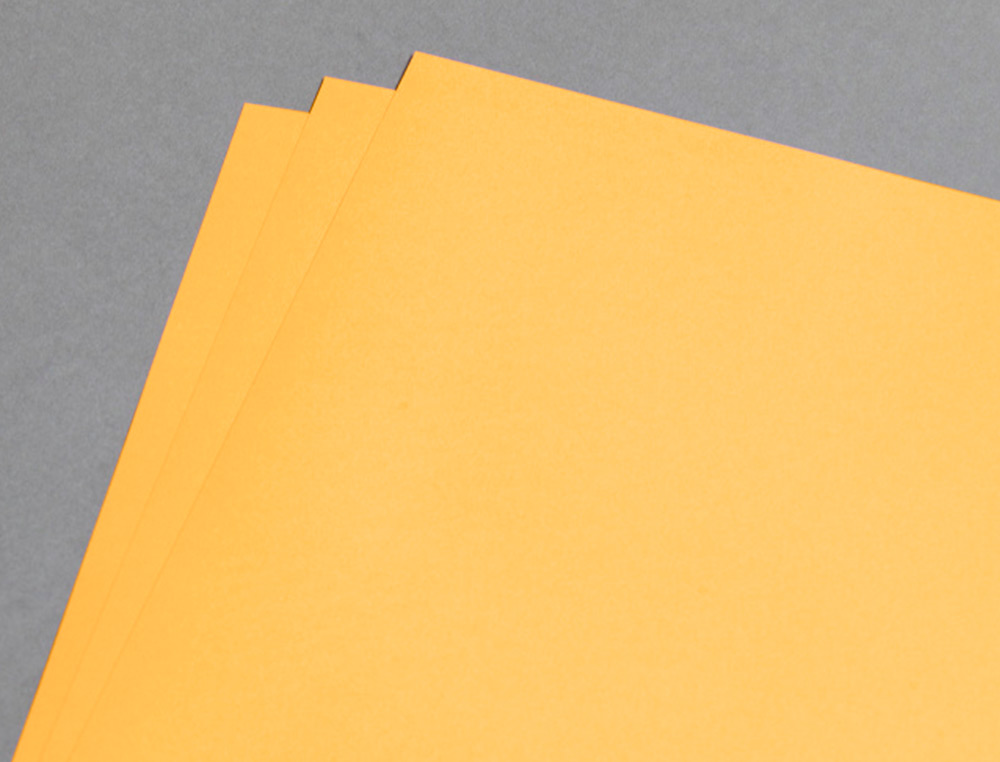 PAPIER CLAIREFONTAINE MULTIFONCTION COULEUR TROPHE  A4 160G/M2BOUTON D'OR         PARFAITE OPACITE PAQUET 250