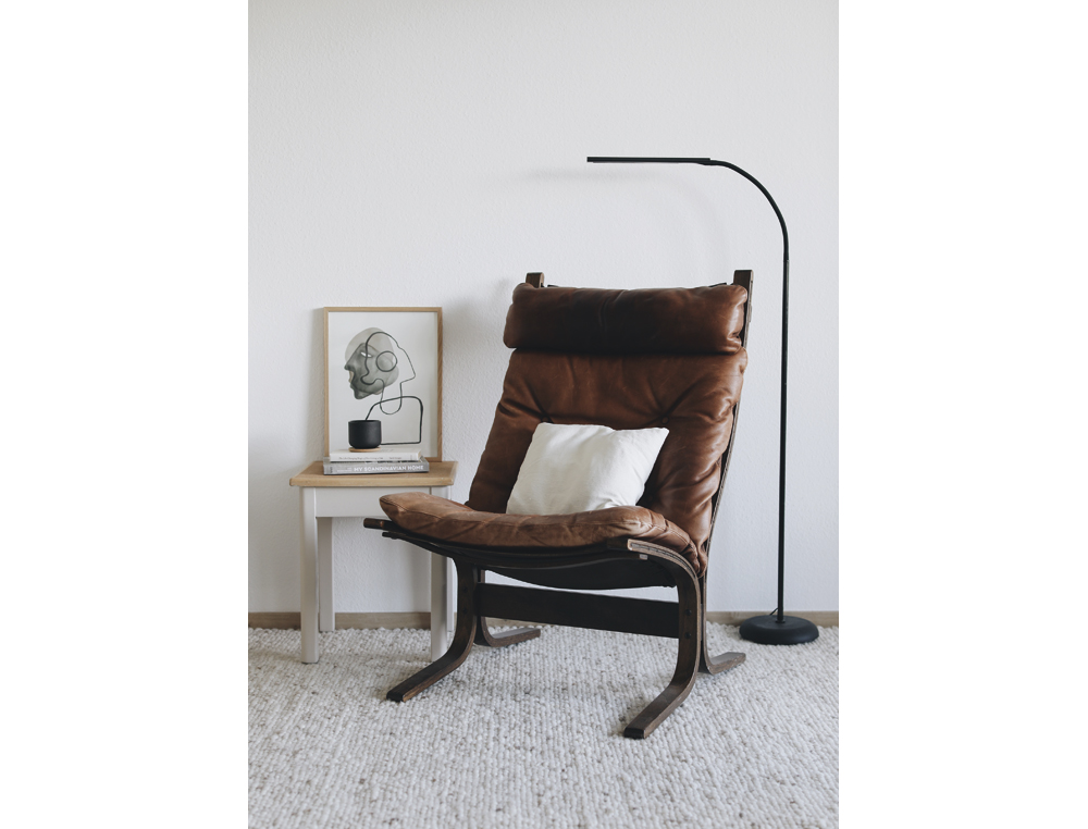 LAMPADAIRE LED MAUL LISEUSE PIRRO INTESITE REGLABLE TETE ET SOCLE ALUMINIUM HAUTEUR 126,5CM COLORIS NOIR