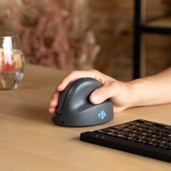 SOURIS ERGONOMIQUE R-GO VERTICALE HE BASIC SANS FIL   TAILLE MOYENNE DROITIER       COLORIS NOIR