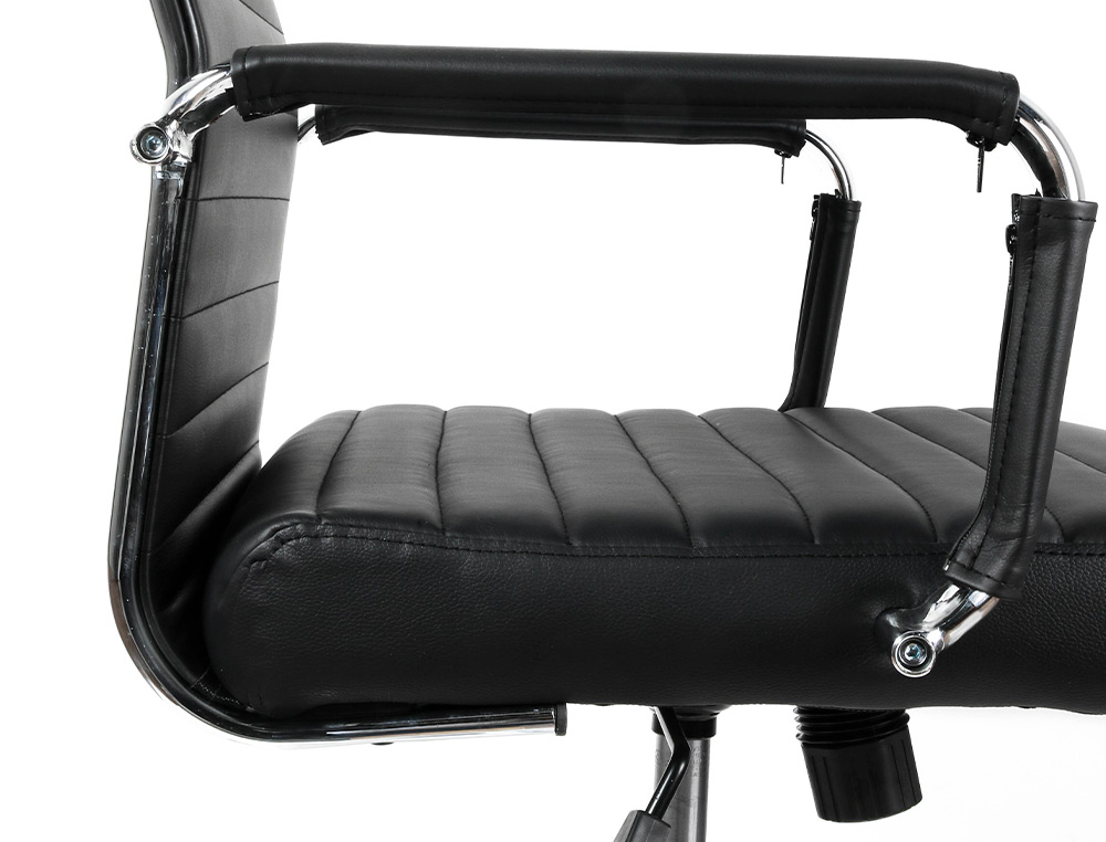 CHAISE BUREAU Q-CONNECT BOSA SIMIL CUIR BASE METALLIQUE HAUT MAX 1130 LARG 550 PROF 630MM ROUES PREMIUM COLORIS NOIR