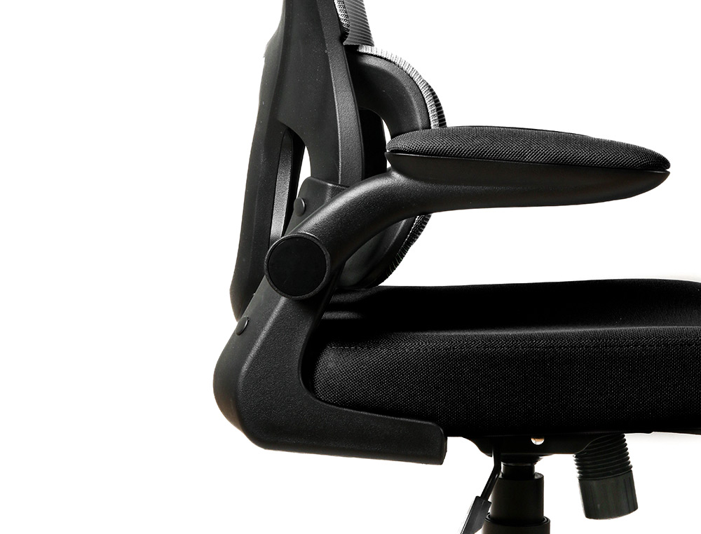 CHAISE DIRECTION Q-CONNECT SORRENTO MAILLE BASE METALLIQUE HAUT MAX 1320 LARG 650 PROF 600MM ROUES PREMIUM COLORIS NOIR