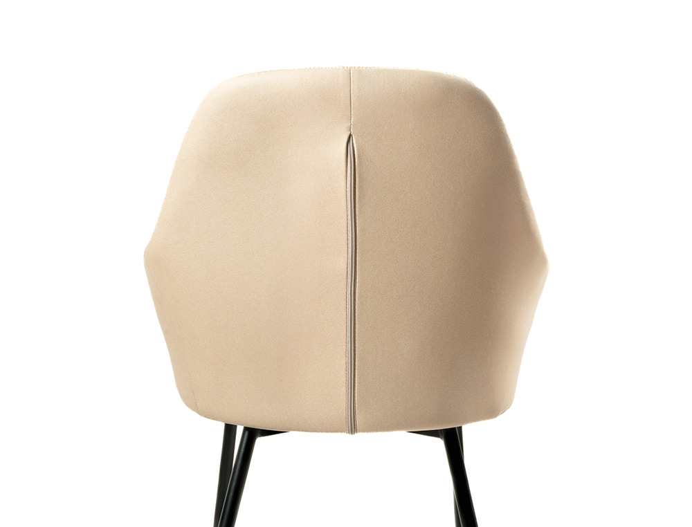 CHAISE CONFIDENT Q-CONNECT SIEMIONE BASE METALLIQUE HAUT MAX 820 LARG 570 PROF 580 COLORIS MARRON