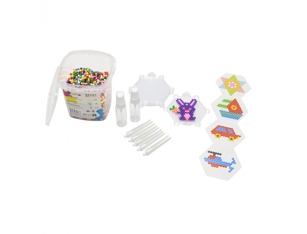 AQUAPERLES OCOLOR 5MM + 5 PLAQUES + 2 VAPORISATEURS + 5 PINCES + 8 MOTIFS COLORIS     ASSORTIS BAC DE 6000 PERLES