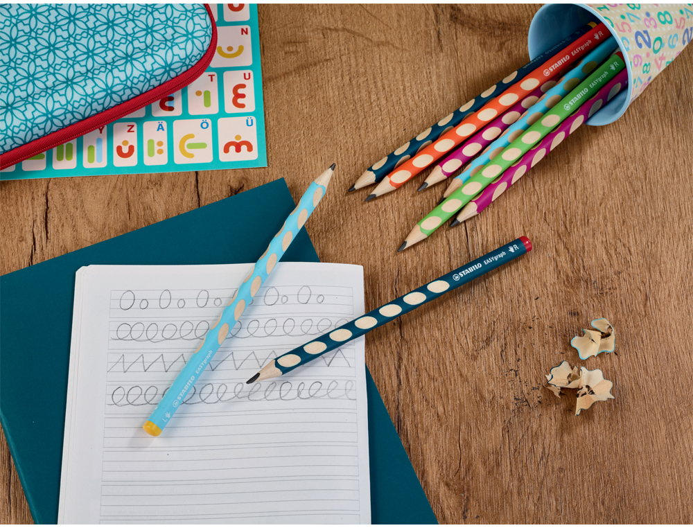 CRAYON GRAPHITE STABILO EASYGRAPH ERGONOMIQUE TRIANGULAIRE DIAMTRE 10MM LONGUEUR 175MM MINE HB 3.15MM DROITIER