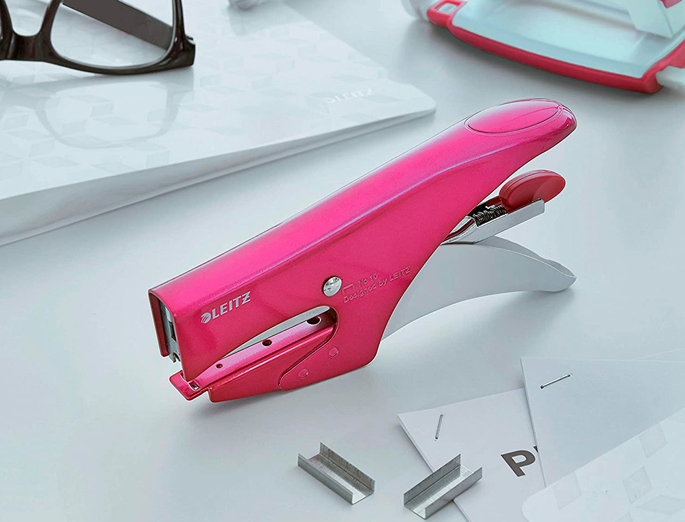 PINCE À AGRAFER LEITZ 5531 WOW MÉTAL 82X24X160MM 15F AGRAFES N.10 COLORIS ROSE MÉTALLISÉ