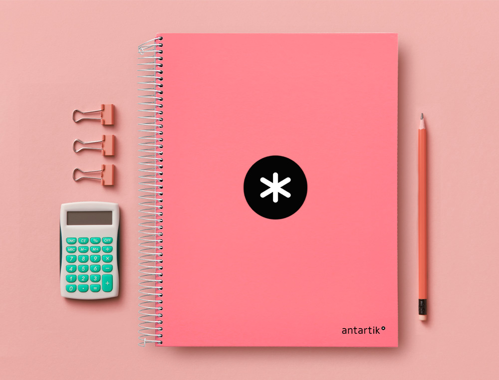 CAHIER SPIRALE ANTARTIK A4 240P 90G REMBORDE QUADRILLAGE 5MM MICROPERFORE 5 BANDES 4 TROUS COLORIS CORAIL