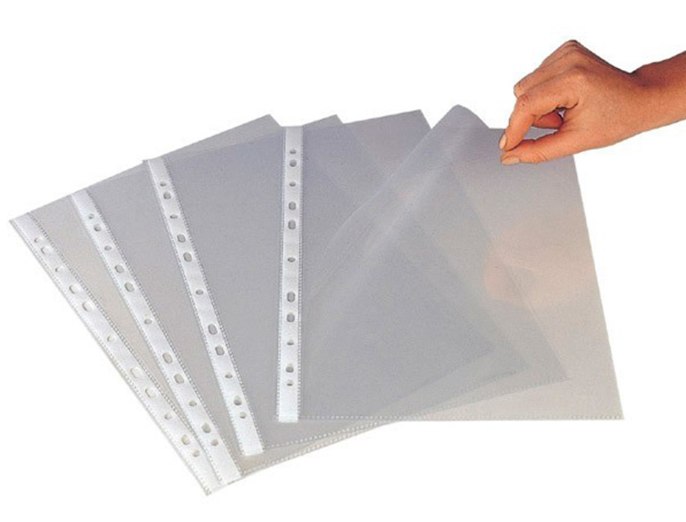 POCHETTE Q-CONNECT POLYPROPYLÈNE LISSE 10/100E PERFORÉE CRISTAL 11 TROUS A4 210X297MM SACHET 10U