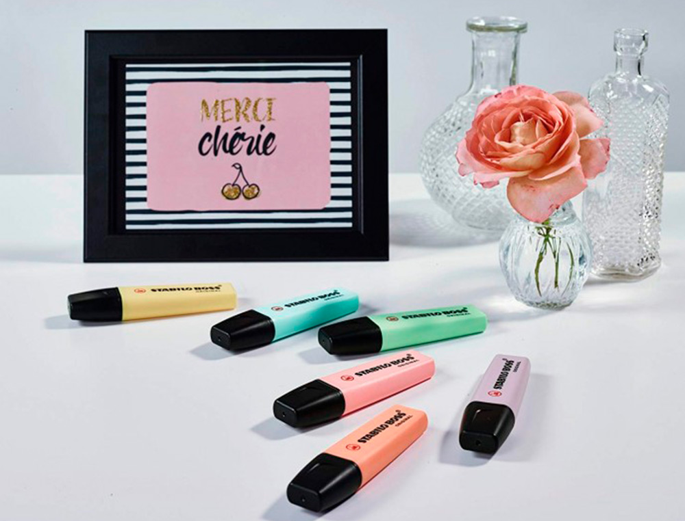 SURLIGNEUR STABILO BOSS PASTEL TRAC 2/5MM POINTE BISEAUTE ENCRE UNIVERSELLE BASE EAU RSISTANTE LUMIRE TEINTE PCHE