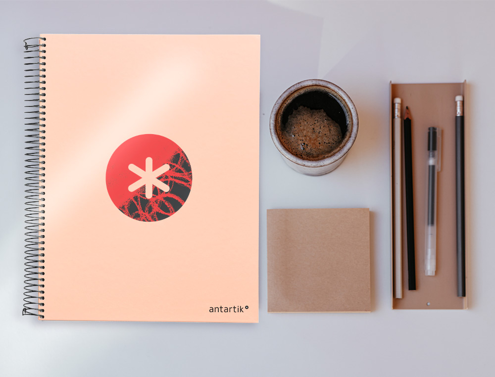 CAHIER SPIRALE ANTARTIK A4 120F 100G REMBORDE 5X5MM MICRO-PERF 5 BANDES 4 TROUS TRENDING 2020 CORAIL